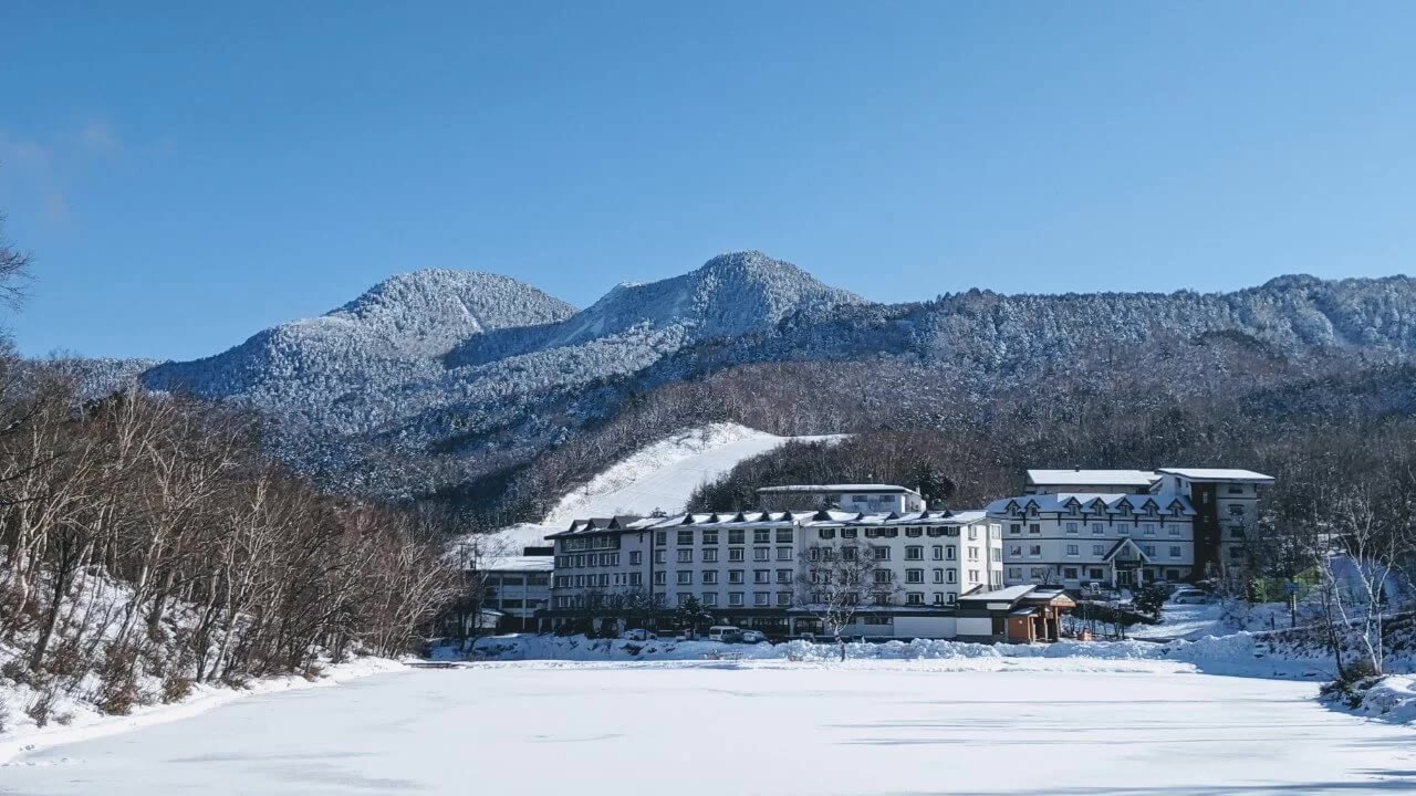 Shiga Kogen hotels beneath snow-covered peaks